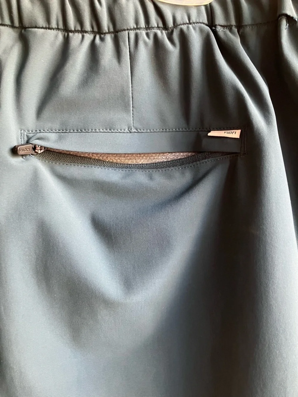 Vuori Miles Sport Skirt Size XL Teal Performance Wrap Skort Tennis Preppy Pocket - Picture 9 of 11